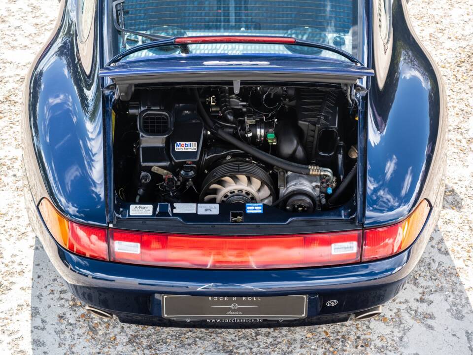 Image 34/35 de Porsche 911 Carrera (1995)