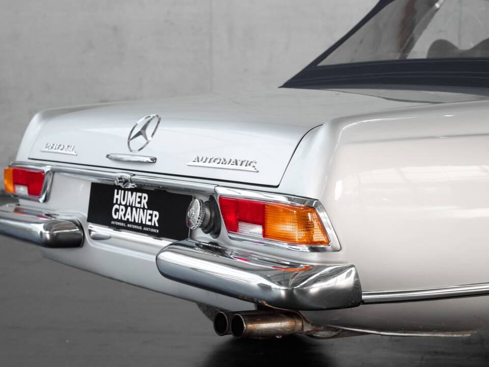 Image 42/50 de Mercedes-Benz 280 SL (1970)