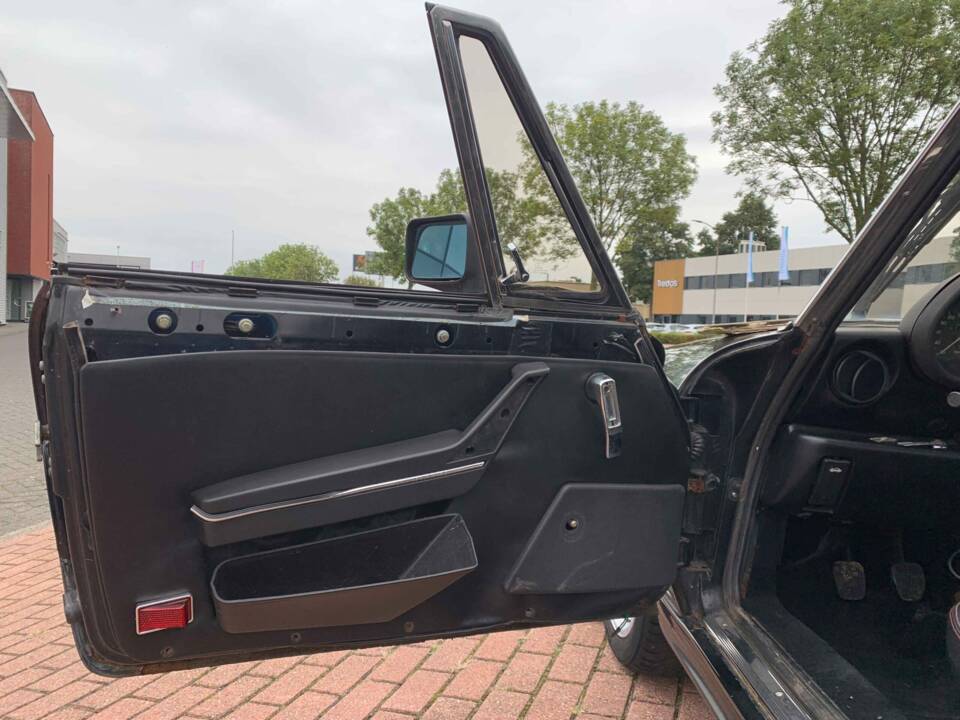 Image 8/8 de Alfa Romeo 2.0 Spider (1988)