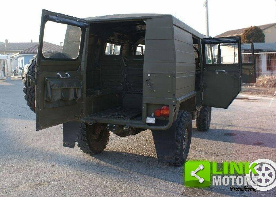 Image 8/10 of Steyr-Puch Pinzgauer 710 K (1976)