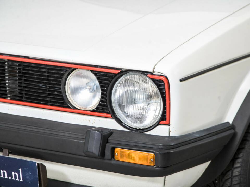 Bild 21/50 von Volkswagen Golf I GTI 1.8 (1983)