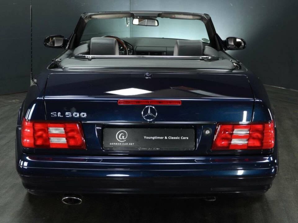 Imagen 5/30 de Mercedes-Benz SL 500 &quot;Final Edition&quot; (2001)