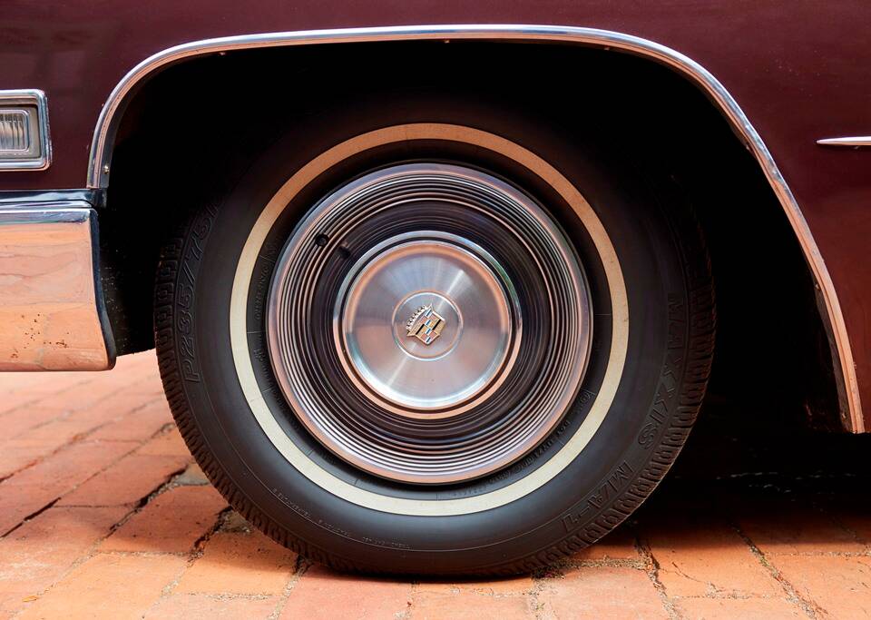 Bild 58/200 von Cadillac Coupe DeVille (1968)