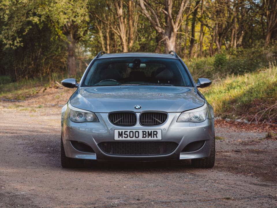 Immagine 8/35 di BMW M5 Touring (2007)