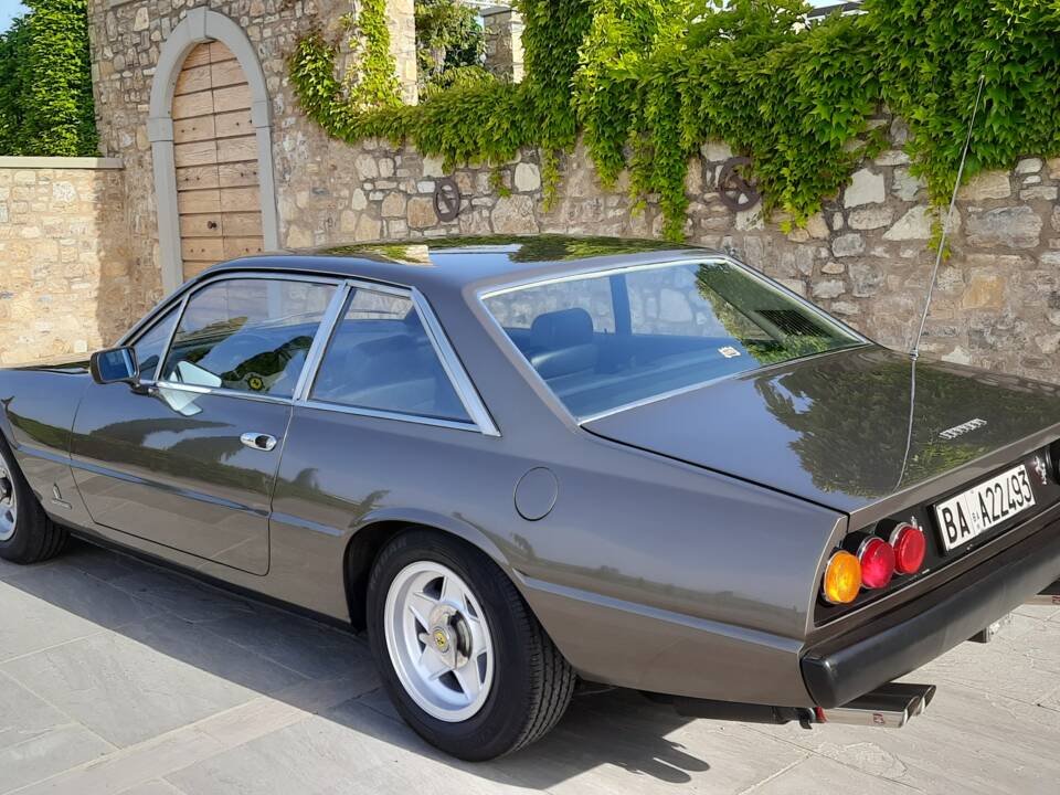 Image 6/19 of Ferrari 365 GT4 2+2 (1973)