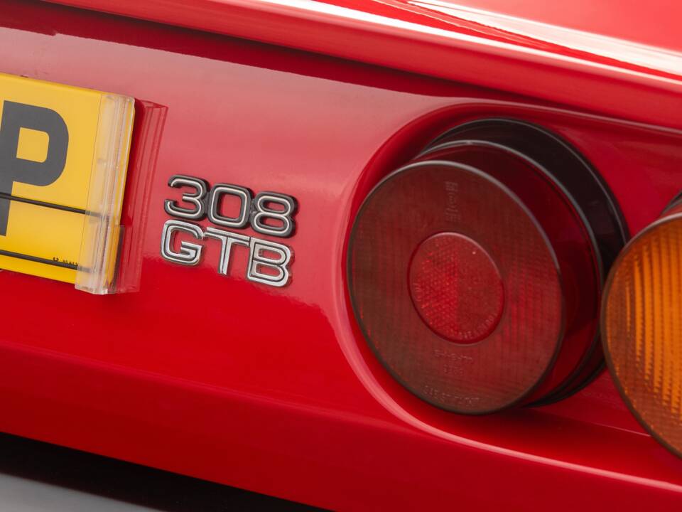 Image 22/50 of Ferrari 308 GTB (1976)