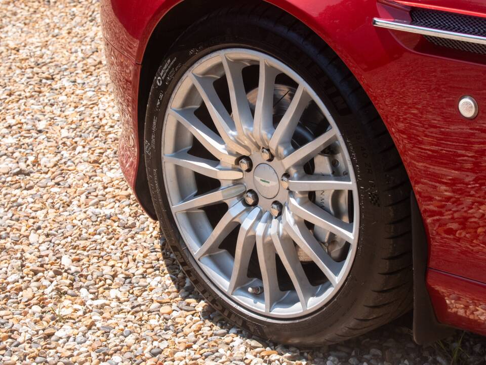 Bild 33/50 von Aston Martin DB 9 Volante (2006)