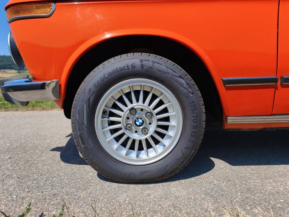 Bild 23/23 von BMW 1502 (1977)