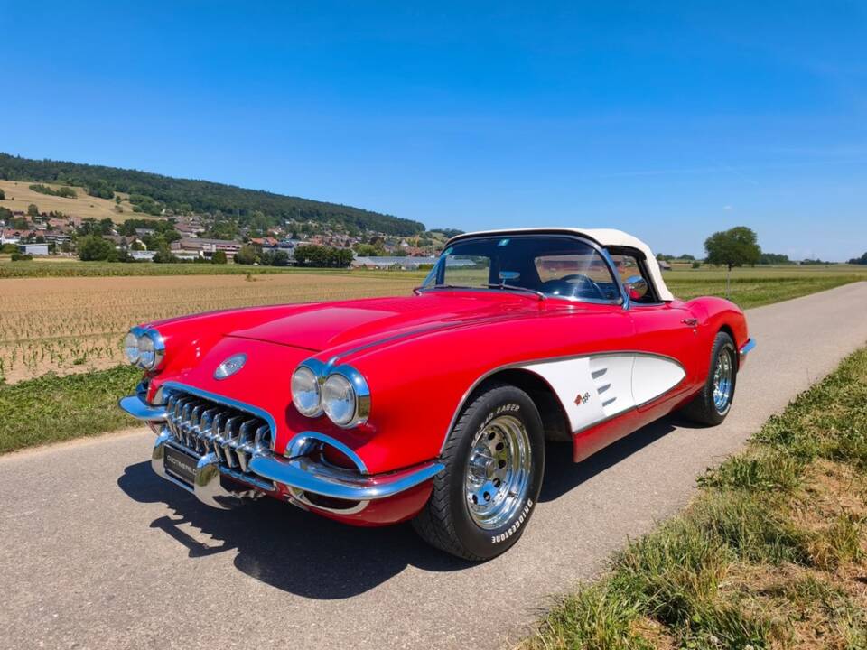 Image 5/25 of Chevrolet Corvette (1958)