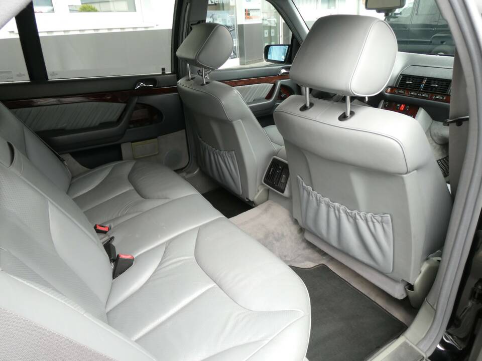 Image 14/16 of Mercedes-Benz S 500 L (1996)