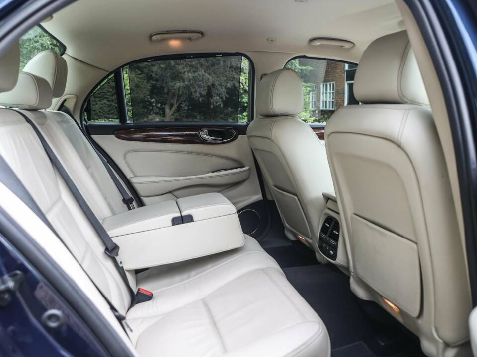 Afbeelding 15/34 van Jaguar XJR (2008)