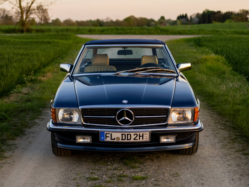 Immagine 40/42 di Mercedes-Benz 300 SL (1986)