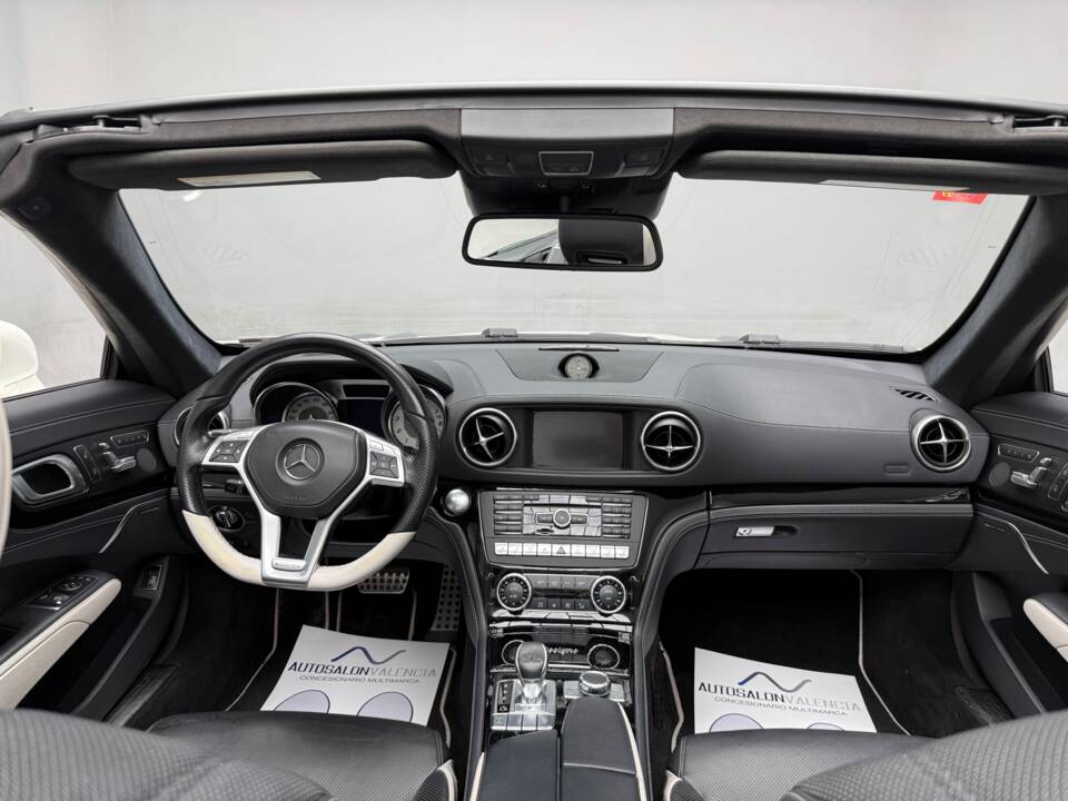 Bild 16/26 von Mercedes-Benz SL 500 (2015)