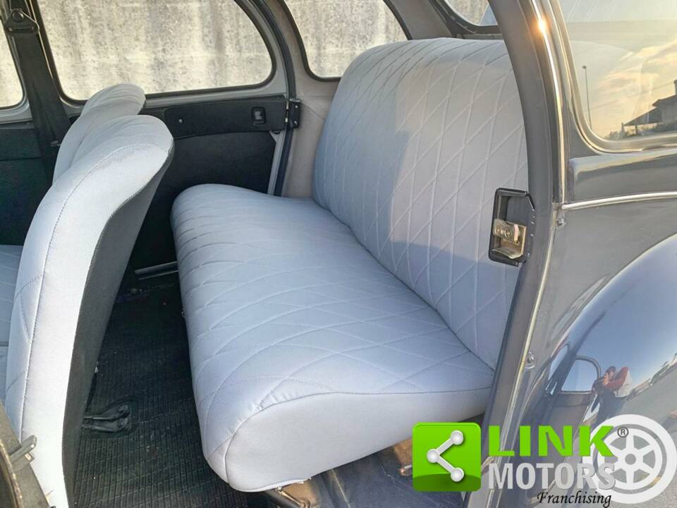 Image 8/10 of Citroën 2 CV 6 Charleston (1986)
