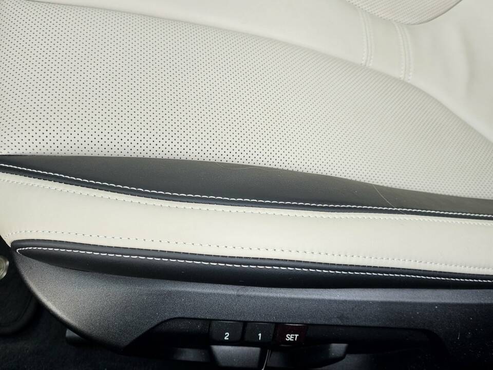 Image 15/36 of BMW i8 Roadster "The Last 18" (2020)