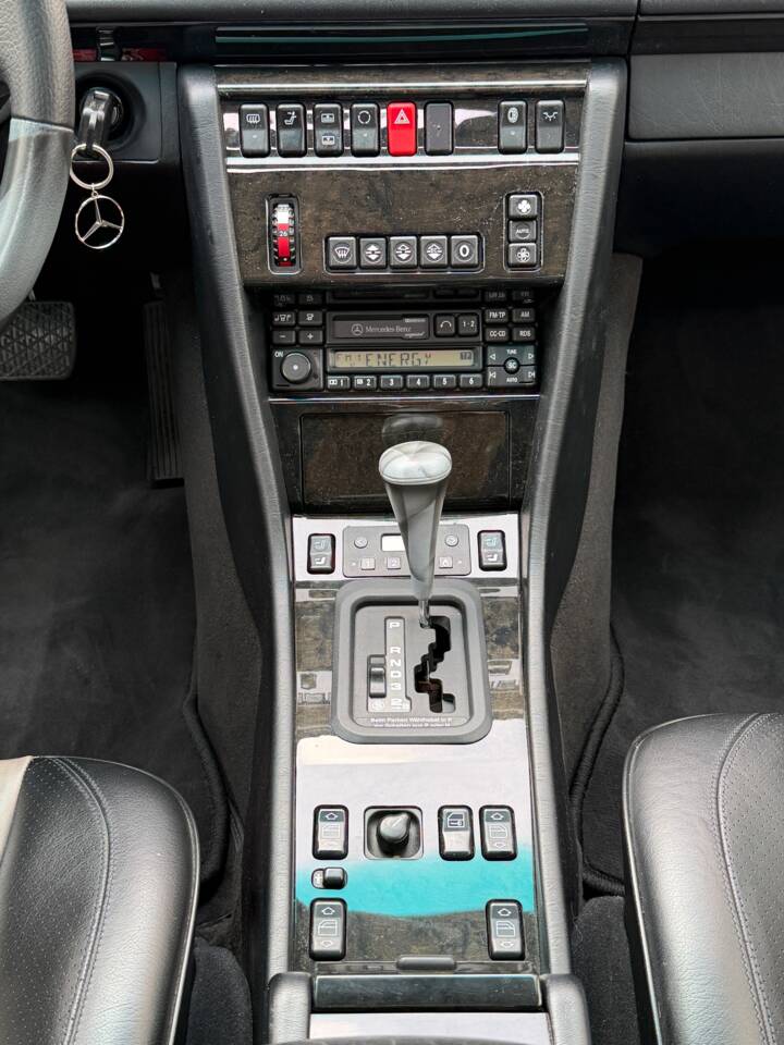 Bild 11/15 von Mercedes-Benz E 500 (1995)
