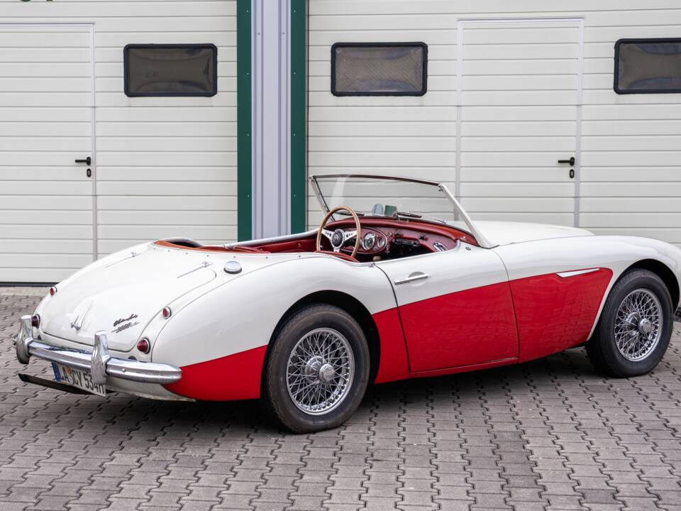 Image 40/72 de Austin-Healey 3000 Mk II (BJ7) (1962)
