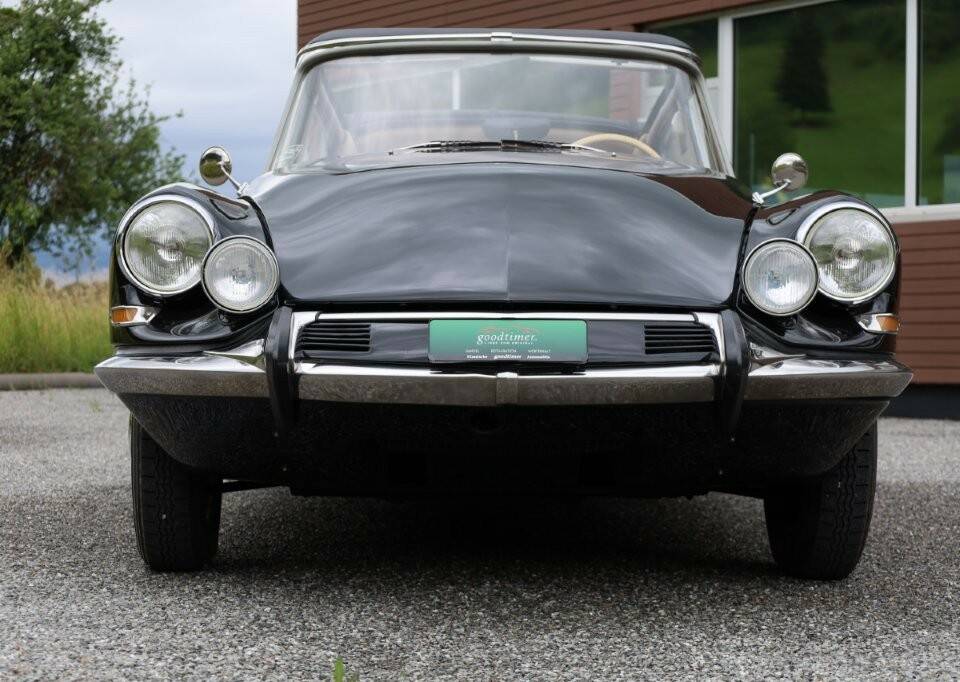 Imagen 10/37 de Citroën ID 19 (1964)