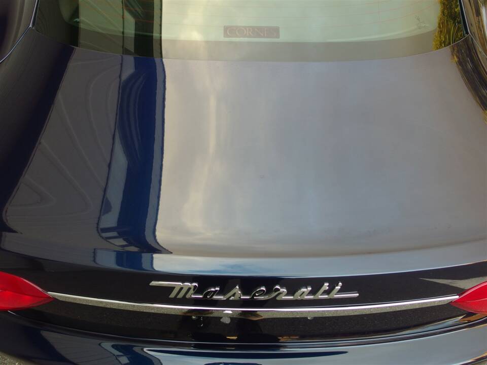 Image 23/99 of Maserati GranTurismo 4.2 (2008)