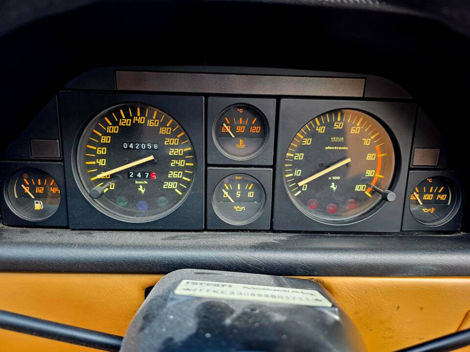 Bild 13/25 von Ferrari Mondial T (1989)