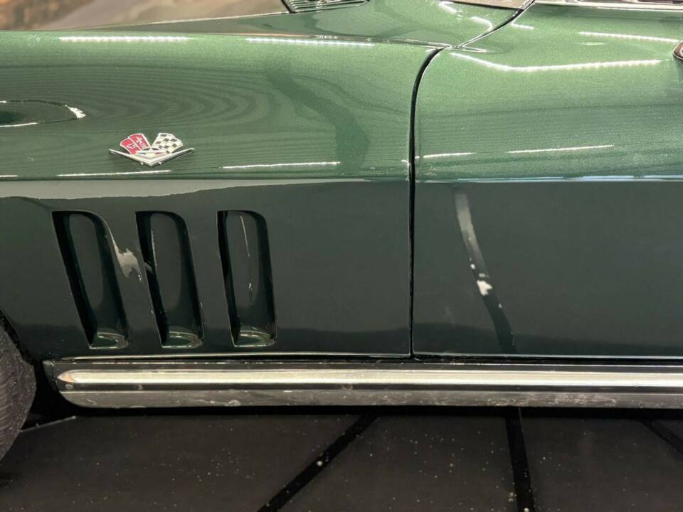 Obraz 23/50 pojazdu Chevrolet Corvette Sting Ray Convertible (1965)