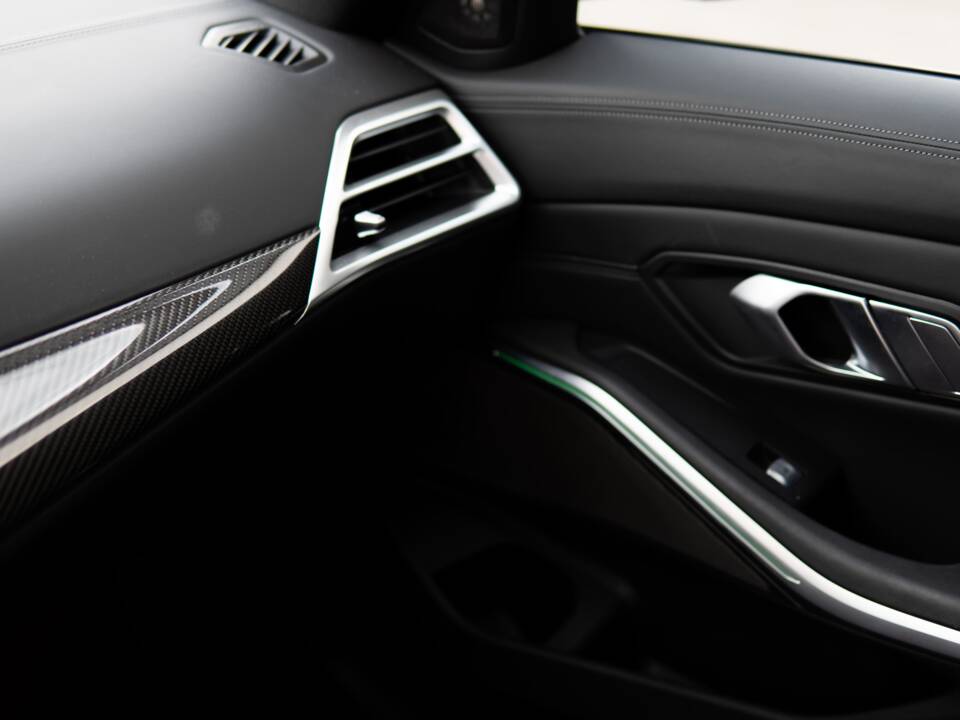 Image 22/32 of BMW M3 Competition Touring xDrive (2024)