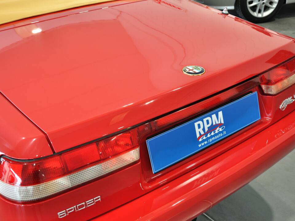 Imagen 8/30 de Alfa Romeo 1.6 Spider (1992)