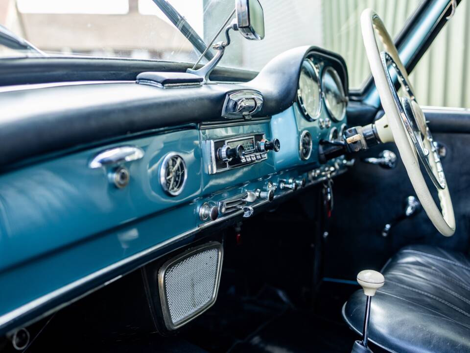Bild 20/50 von Mercedes-Benz 190 SL (1961)
