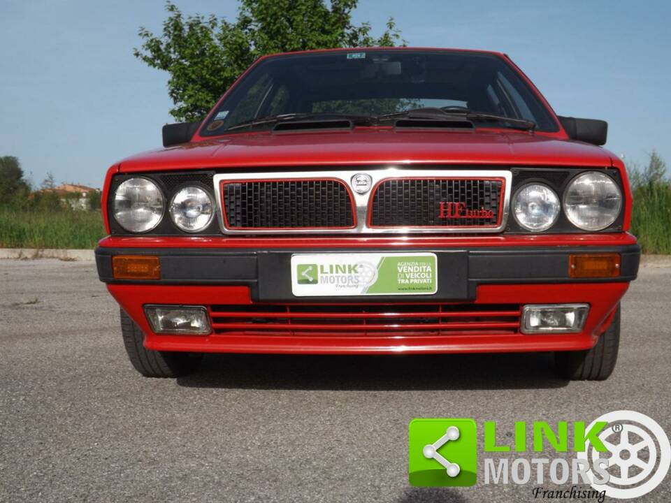 Bild 6/10 von Lancia Delta 1.6 HF (1988)