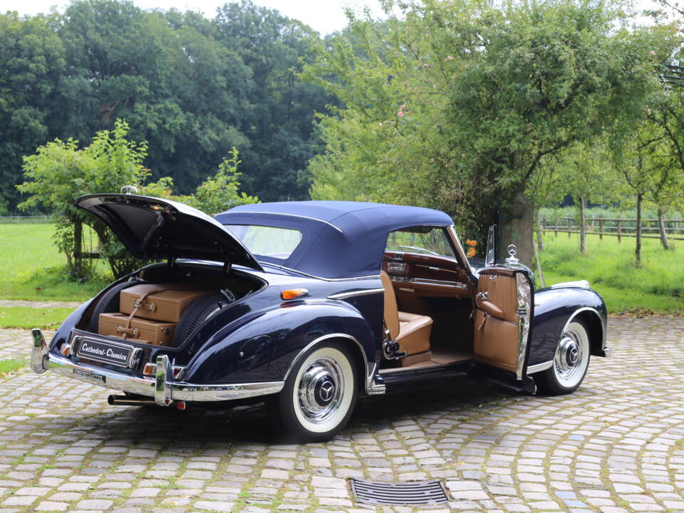 Afbeelding 17/56 van Mercedes-Benz 300 Sc Roadster (1958)