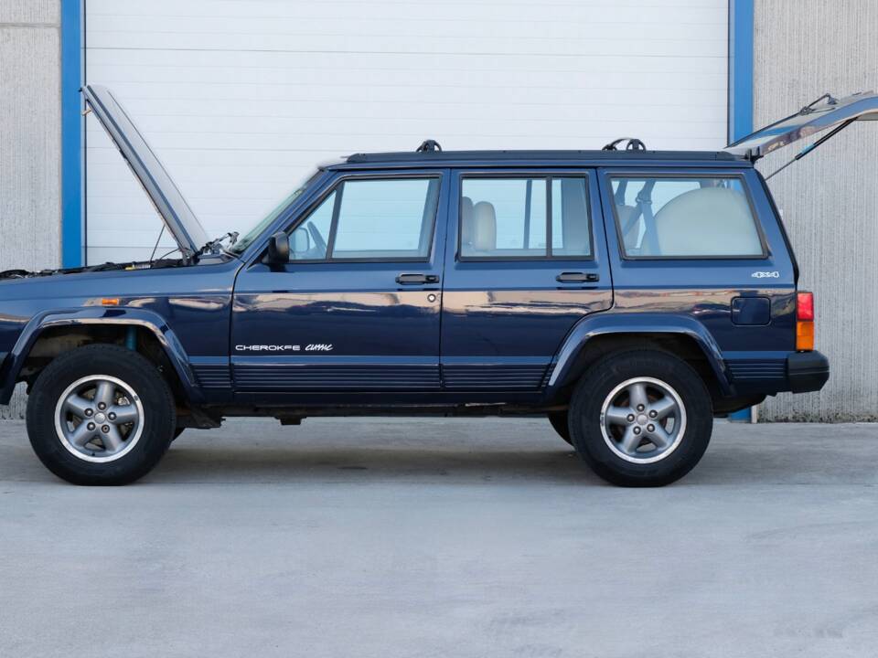 Image 3/67 de Jeep Cherokee (1996)