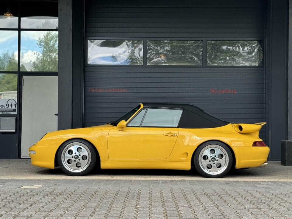 Imagen 11/31 de Porsche 911 Carrera (1994)