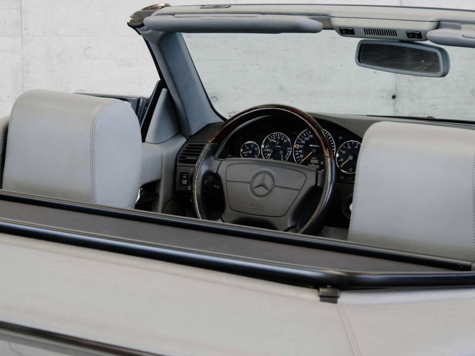 Bild 23/50 von Mercedes-Benz SL 60 AMG (1994)