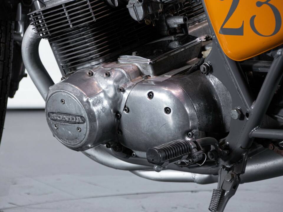 Image 25/50 of Honda CB 750 Custom (1974)