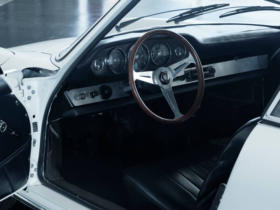Immagine 41/50 di Porsche 912 (1966)