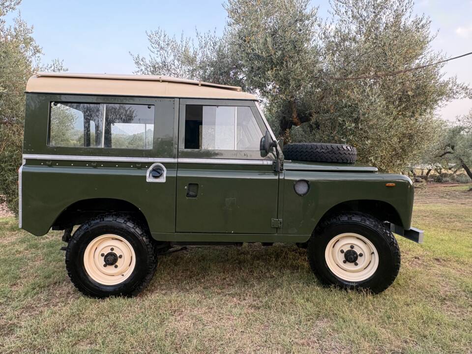 Afbeelding 3/24 van Land Rover 88 (1972)