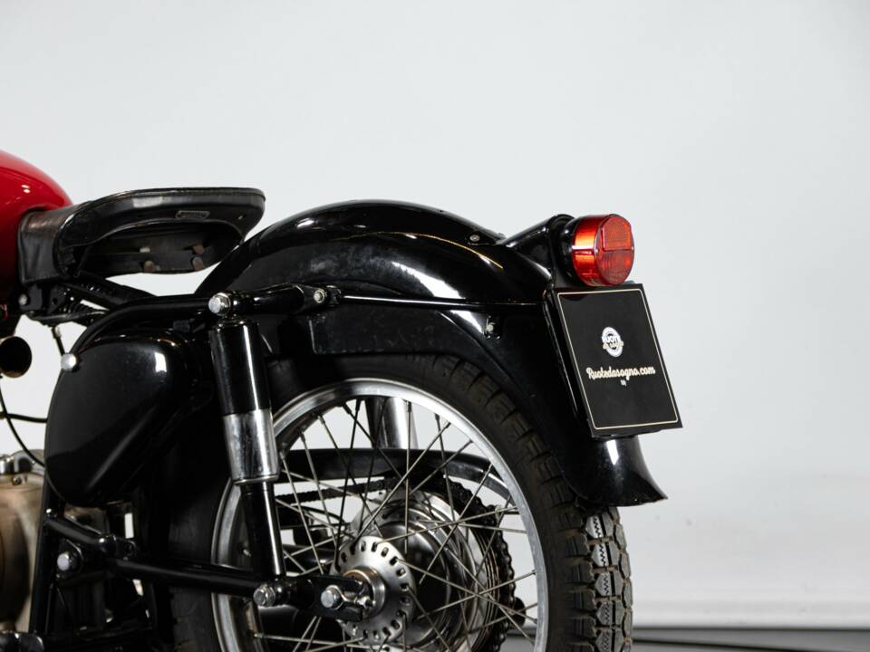 Imagen 16/50 de Gilera Saturno (1963)