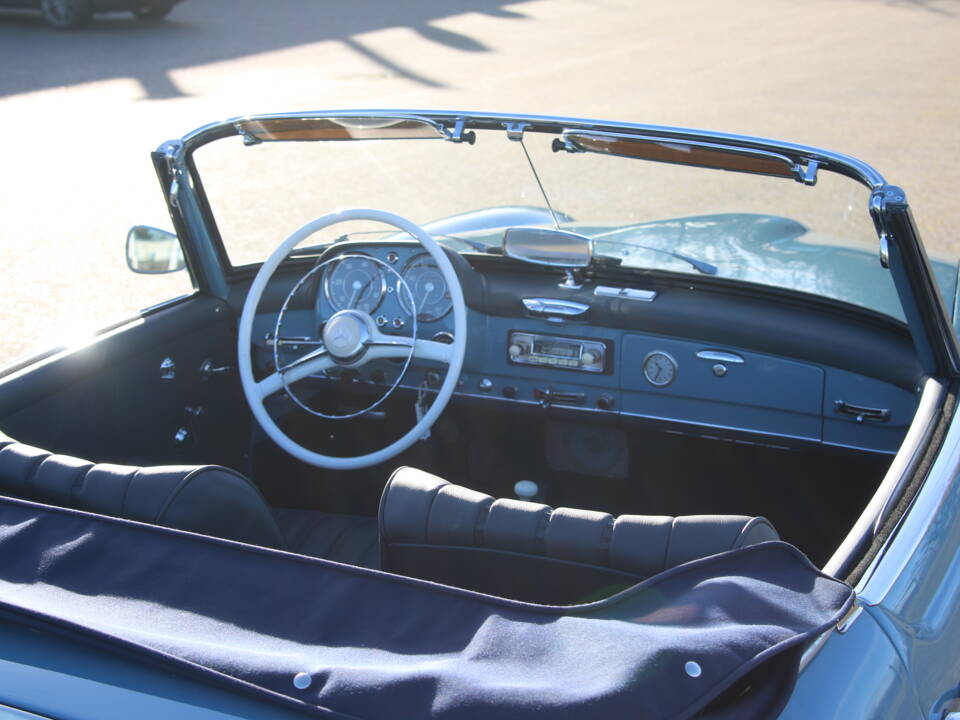 Bild 5/71 von Mercedes-Benz 190 SL (1961)