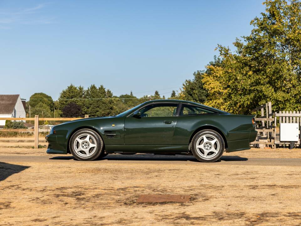 Image 20/63 de Aston Martin Vantage Le Mans (1999)