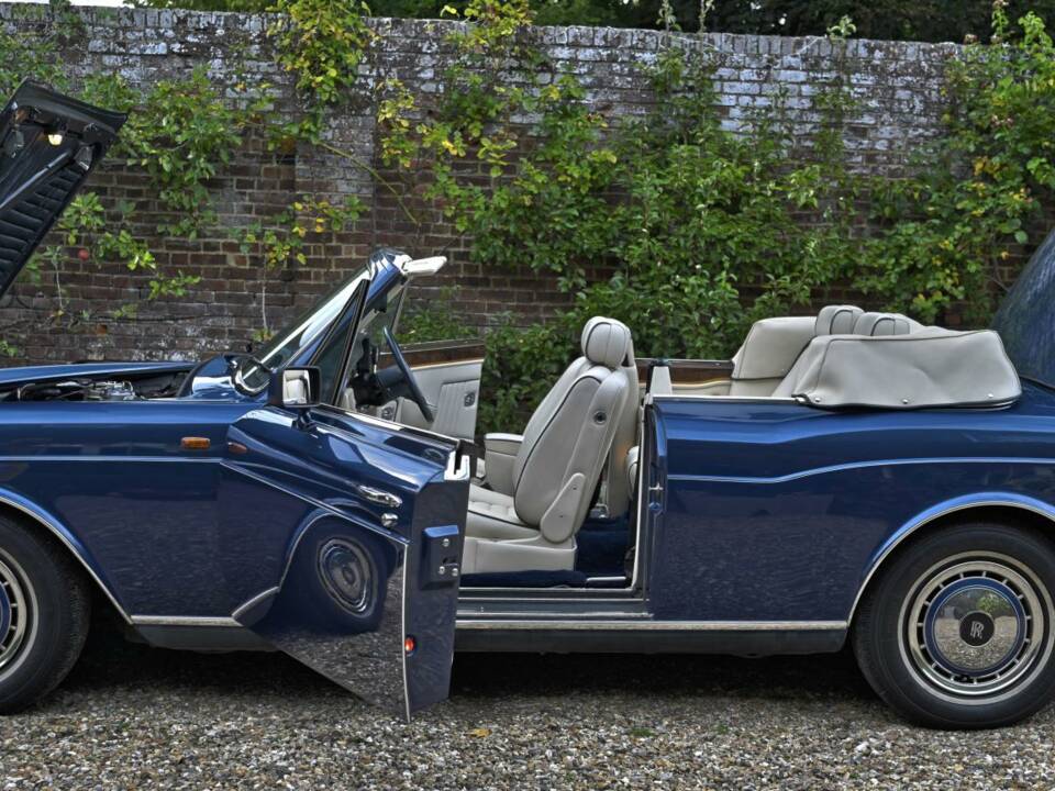 Imagen 28/50 de Rolls-Royce Corniche III (1991)