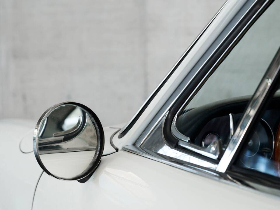 Immagine 21/50 di Porsche 912 (1966)