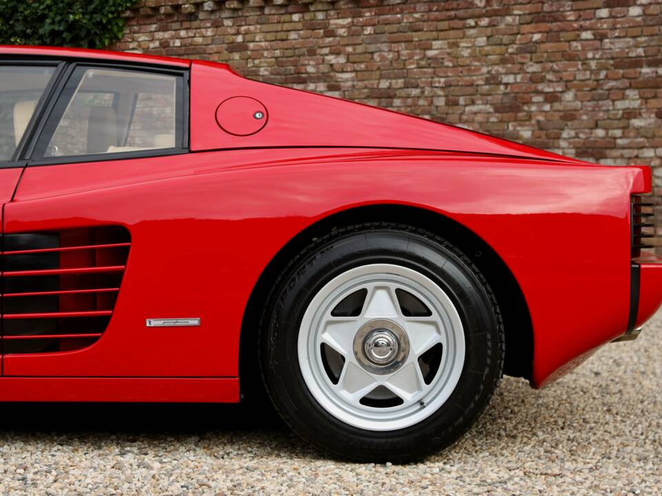 Image 34/50 of Ferrari Testarossa (1987)