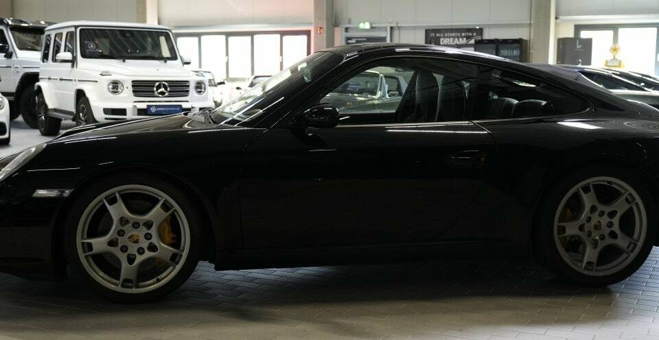 Image 5/15 of Porsche 911 Carrera S (2004)