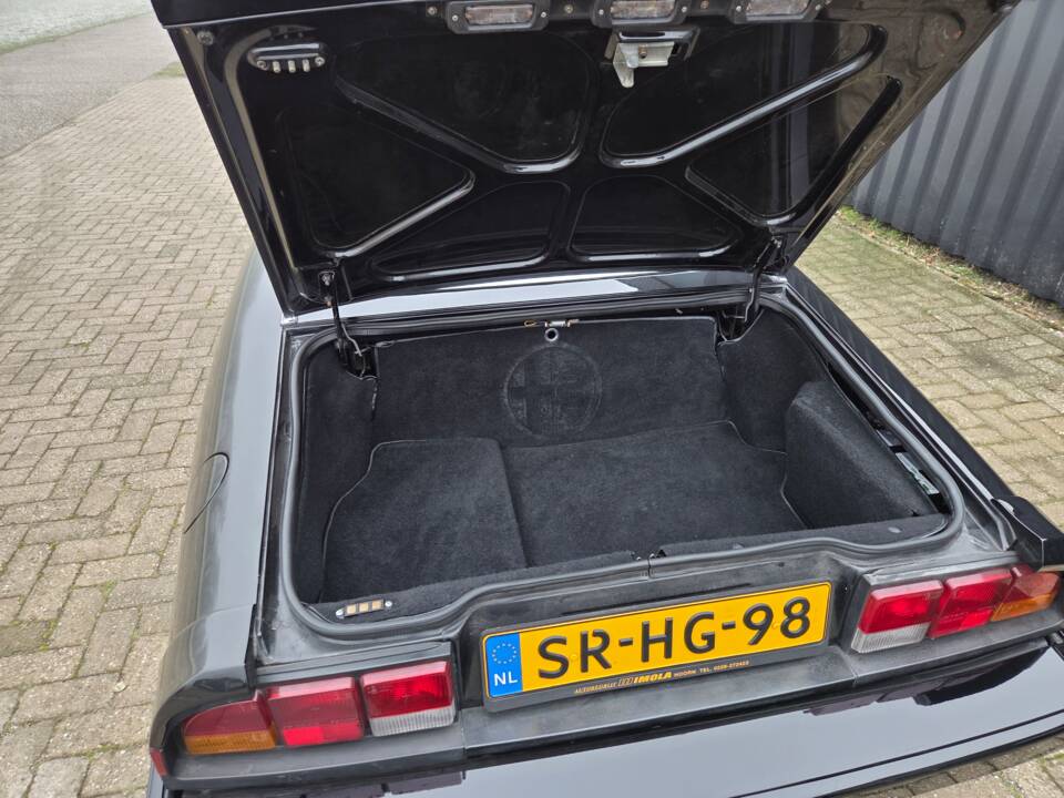 Image 15/15 of Alfa Romeo 2.0 Spider (1988)