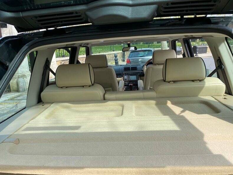 Image 42/50 de Land Rover Range Rover 4.6 Vogue (2001)
