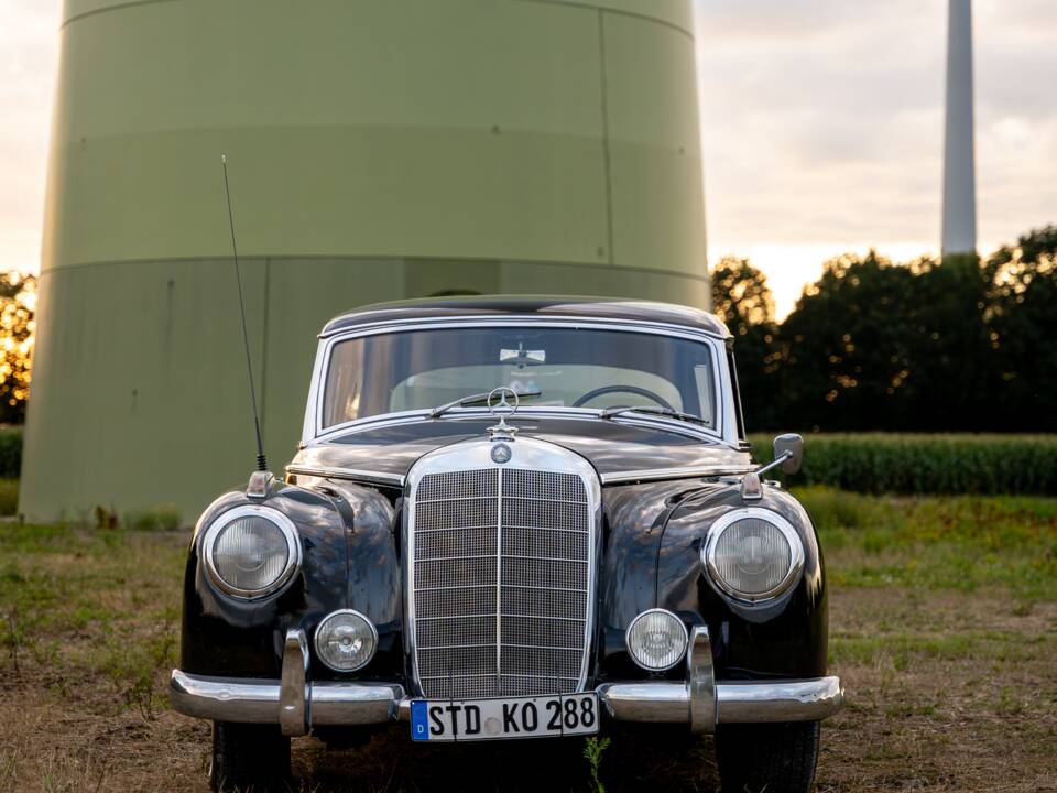 Bild 15/17 von Mercedes-Benz 300 c (1956)