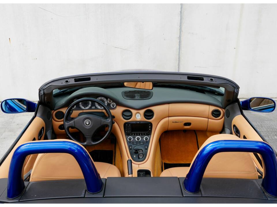 Image 2/44 of Maserati Spyder 4200 Cambiocorsa (2003)