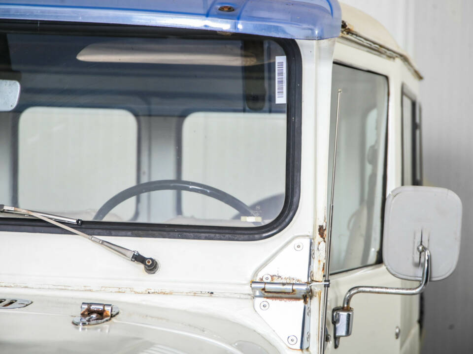 Image 23/50 of Toyota Land Cruiser BJ 43 (1977)