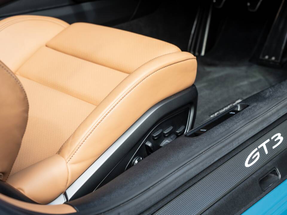 Afbeelding 46/62 van Porsche 911 GT3 Touring (2023)