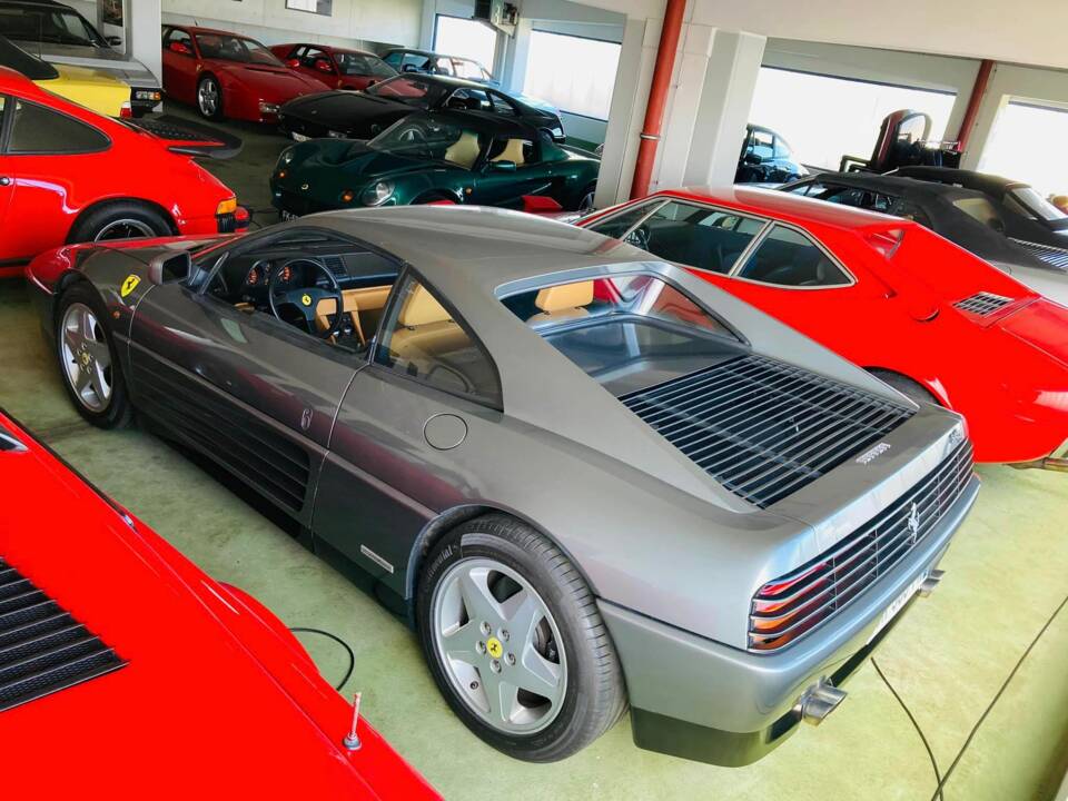 Image 4/14 de Ferrari 348 TB (1993)